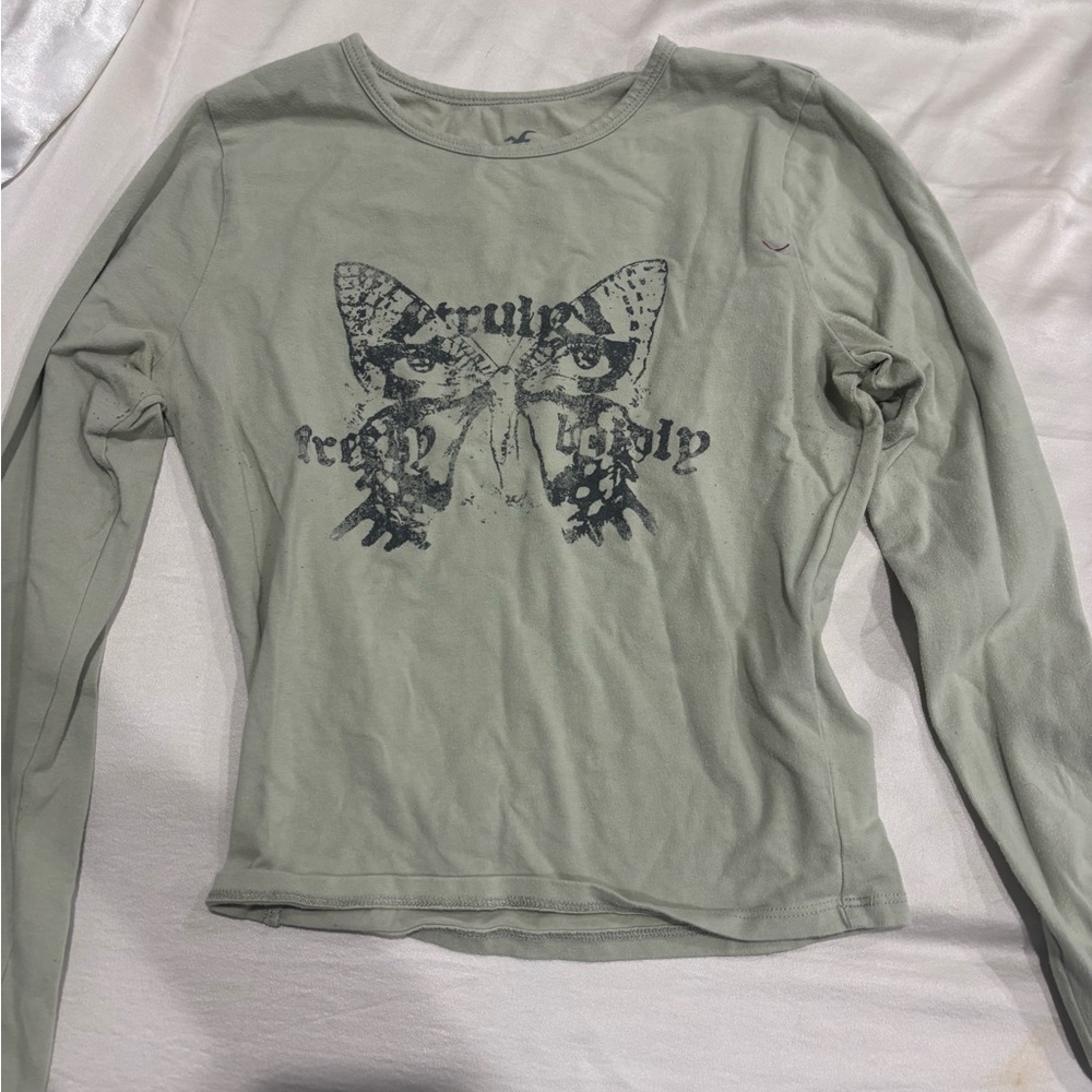 Hollister Green Fitted Graphic Long Sleeve Tee